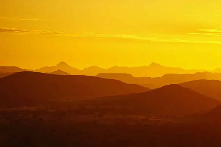 erleben Sie die schönsten Sonnenuntergänge, wenn Sie Afrika besuchen