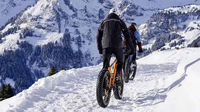 This trail gives options for cycling in the snow for the more adventurous cyclists out there.