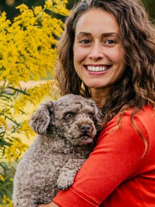 Watch: Pet Psychic has over 7600 people Lined up to Help their Pets