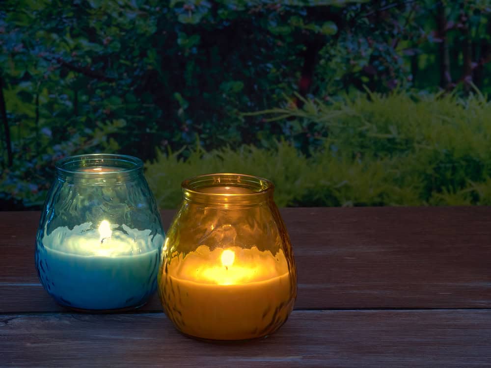 Citronella candles used as fly repellant
