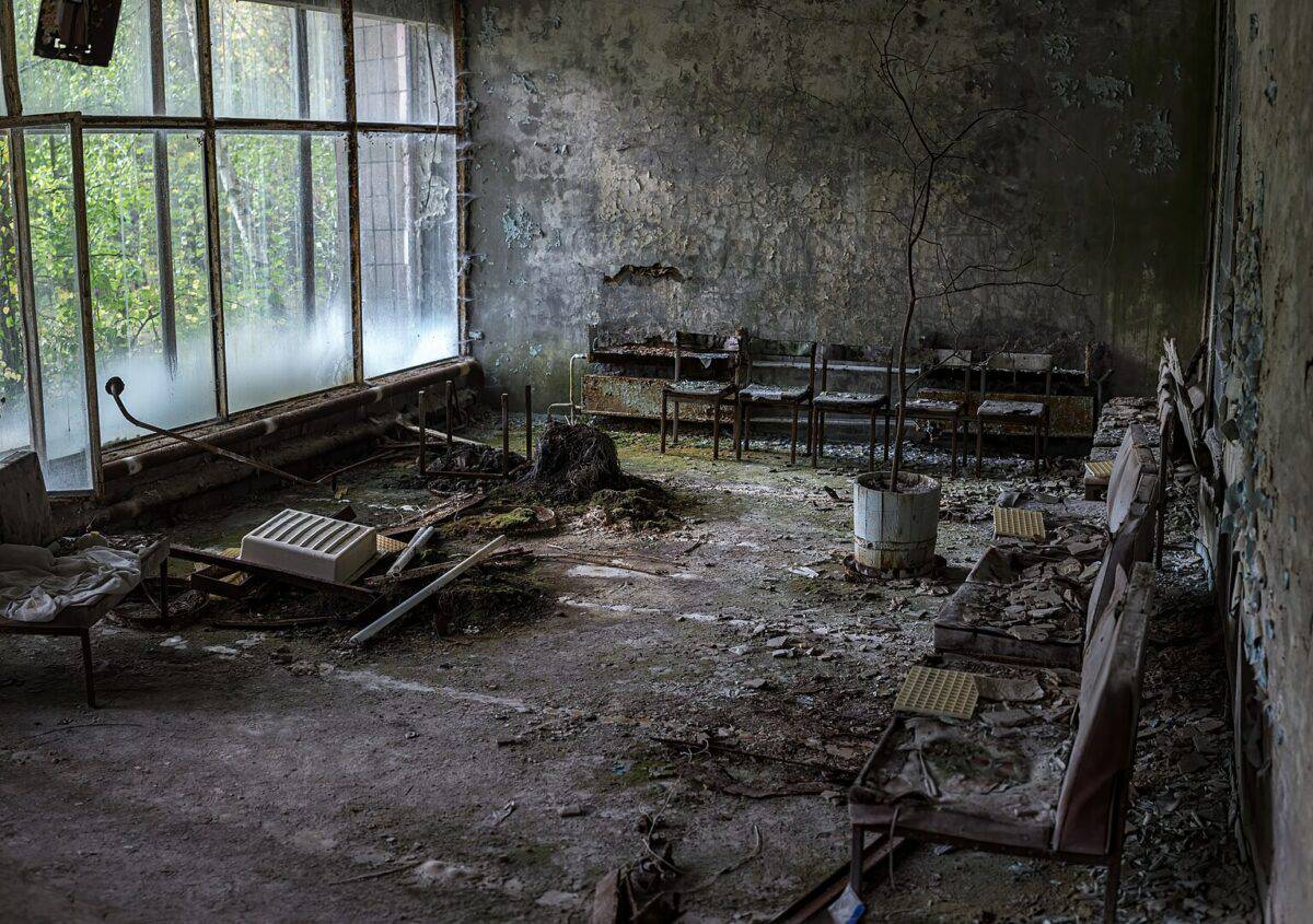 The effects of the Chernobyl disaster on someone''s apartment
