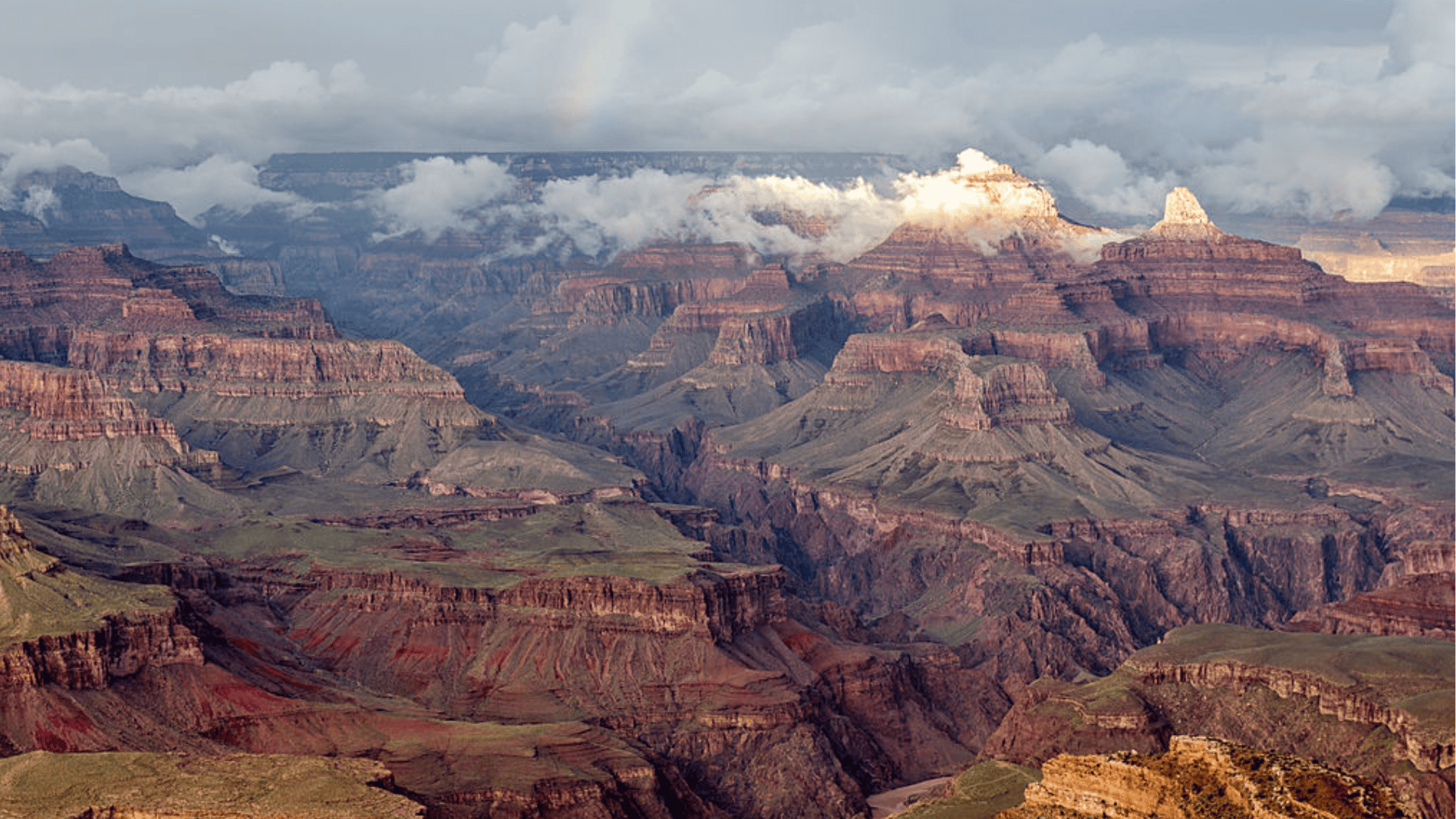 Grand Canyon Hopi Point with rainbow