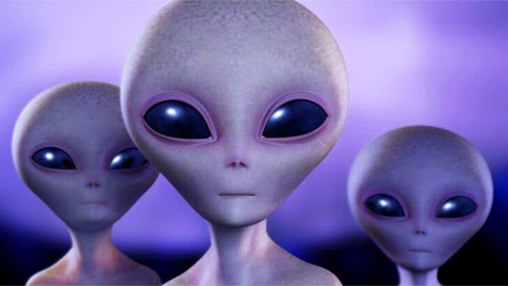 Could Aliens Be Hitchhiking on Meteors? New Study Explores the Cosmic Possibility