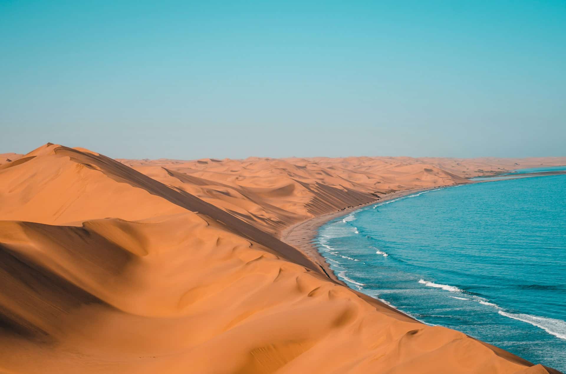 Today Namibia mostly boasts a hot desert, but million of years ago this land had a freezing climate.