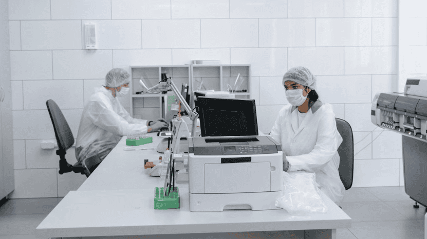 lab researchers