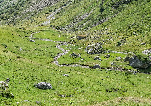 Refuge de Carol & Ruisseau de Saleix