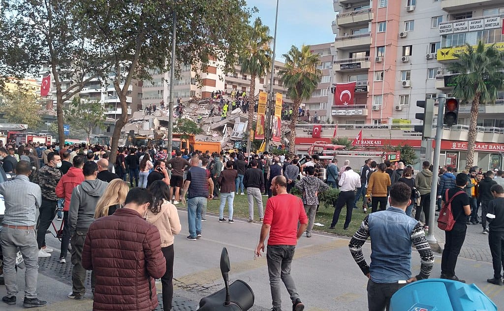 Izmir earthquake aftermath