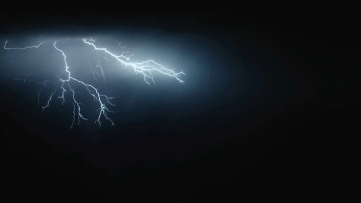 10 Times Lightning Strikes Changed History