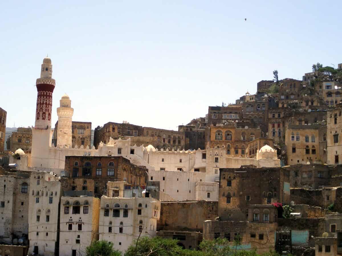 a city with many buildings