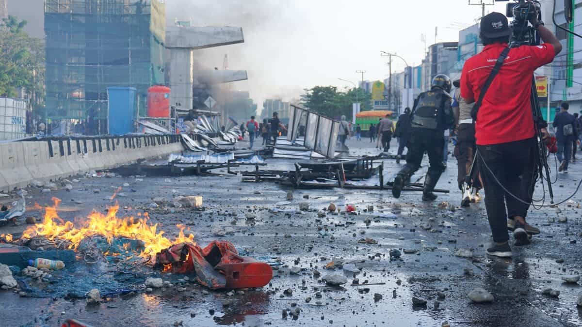 journalism, aftermath, urban, anger, aftermath, aftermath, aftermath, aftermath, aftermath