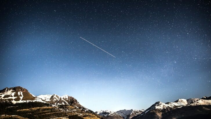 11 Ways to Tell If a Rock is a Meteorite (Or Just a Regular Stone)