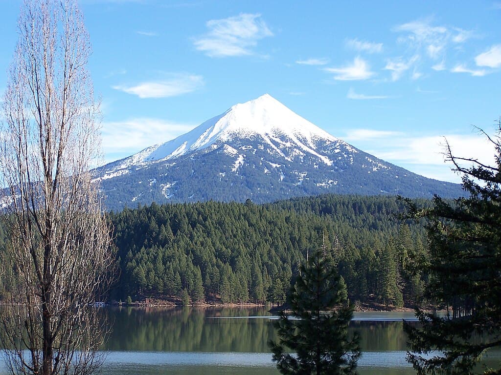 Mount McLoughlin