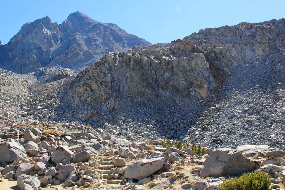 Kings Canyon’s rocky cliff