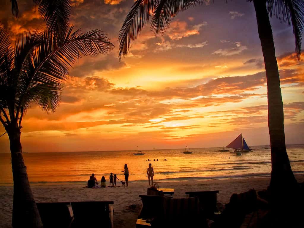13. Choose the Right Time to Travel (image credits: flickr)