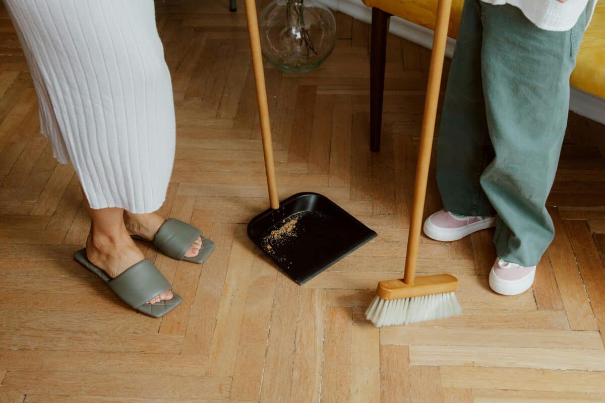 General cleaning in a house.