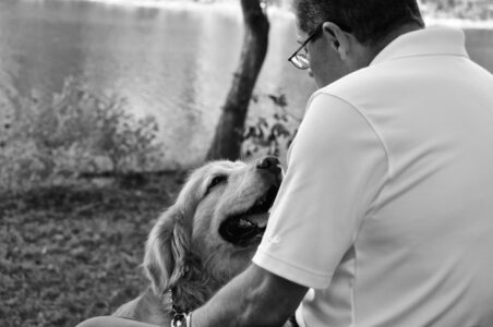 The Way Dogs Can Tell When You&rsquo;re Sad