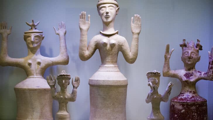 The Bull as a Symbol of Power in Minoan and Hindu Stories