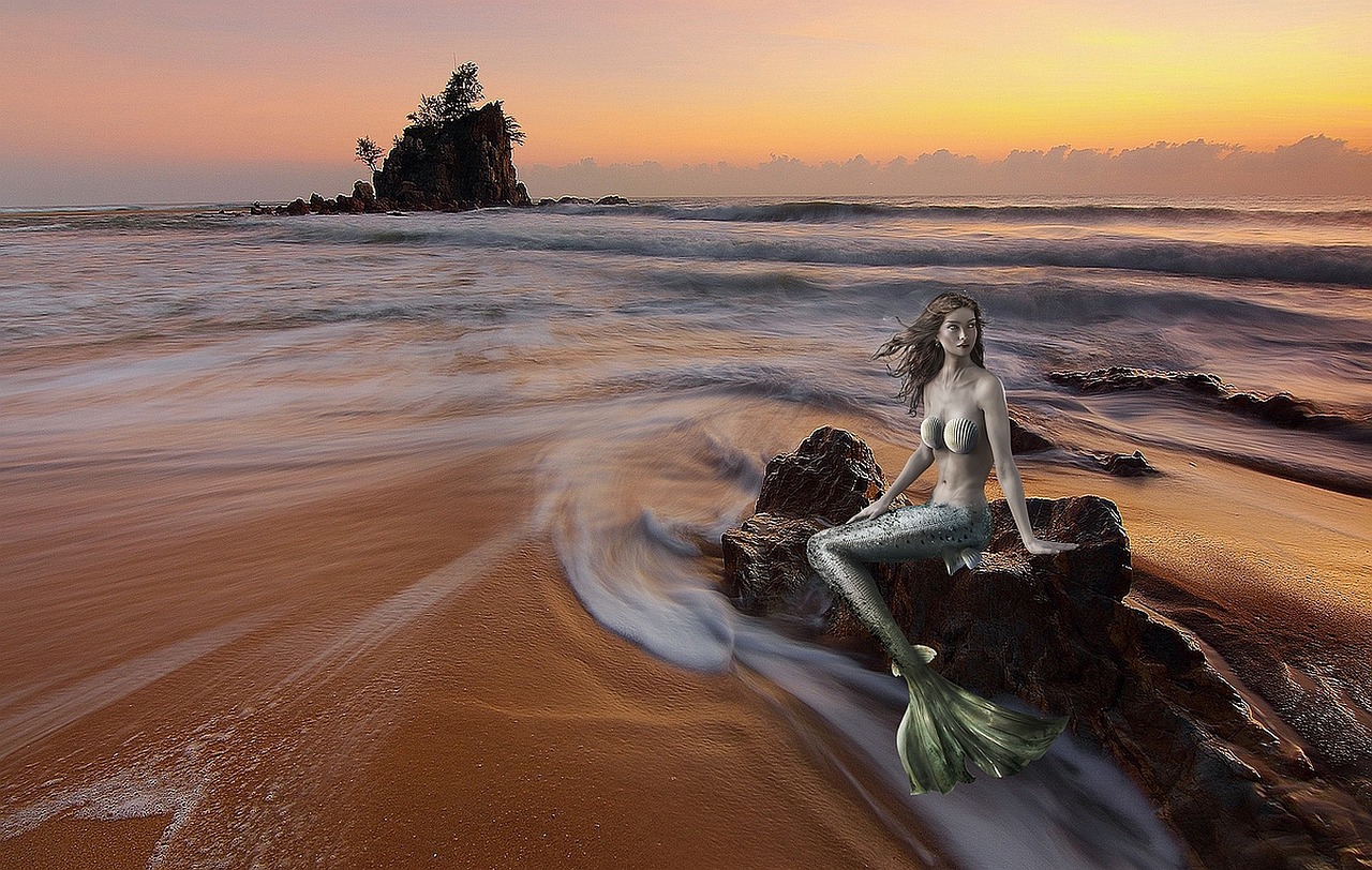 Mermaids: Manatees and Maritime Imagination (image credits: pixabay)