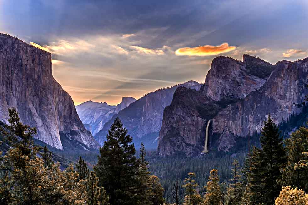Yosemite National Park: California's Climbing Catastrophe (Image Credits: Flickr)