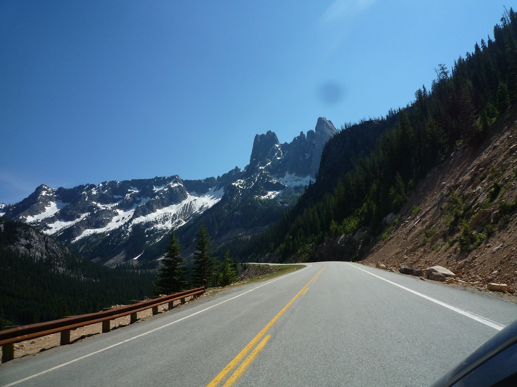 North Cascades National Park: Washington's Wilderness Wasteland (Image Credits: Flickr)