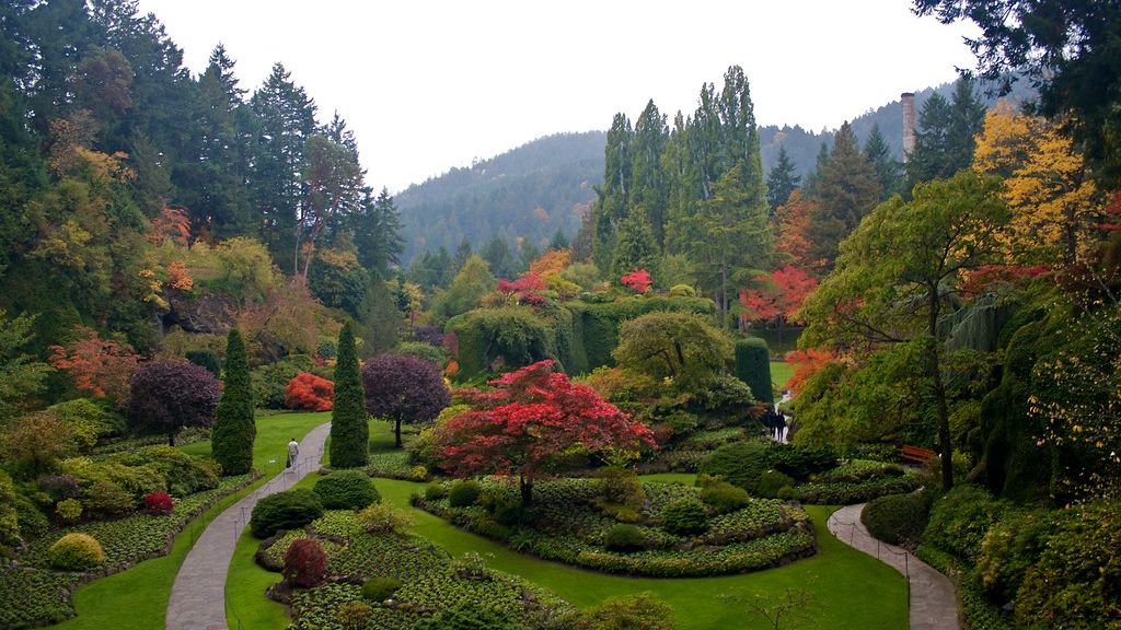 10 World's Most Beautiful Gardens
