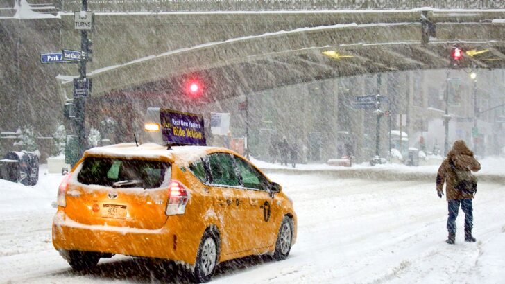 Massive Arctic Blast Delivers Snow, Ice, and Prolonged Cold to Central and Eastern US