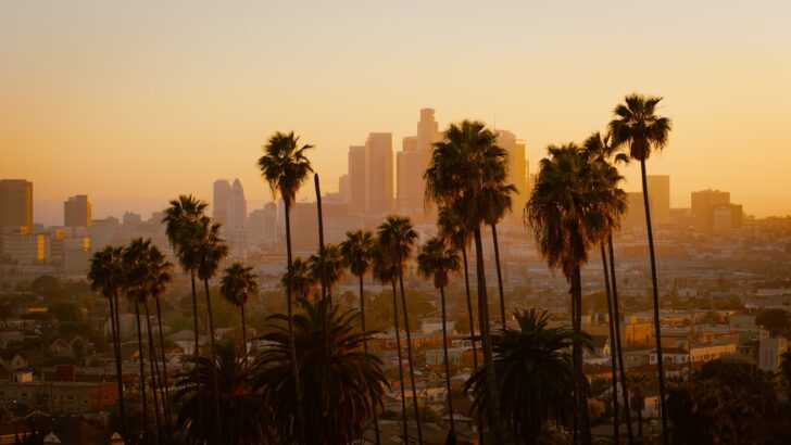 Los Angeles Braces for Record March Heat as Phoenix Targets Triple Digits