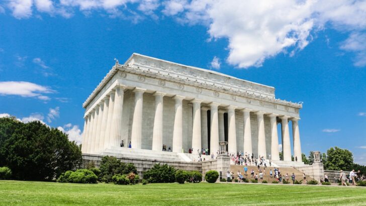 DC Region Braces for 80° Summer-like Heat on Spring’s First Week