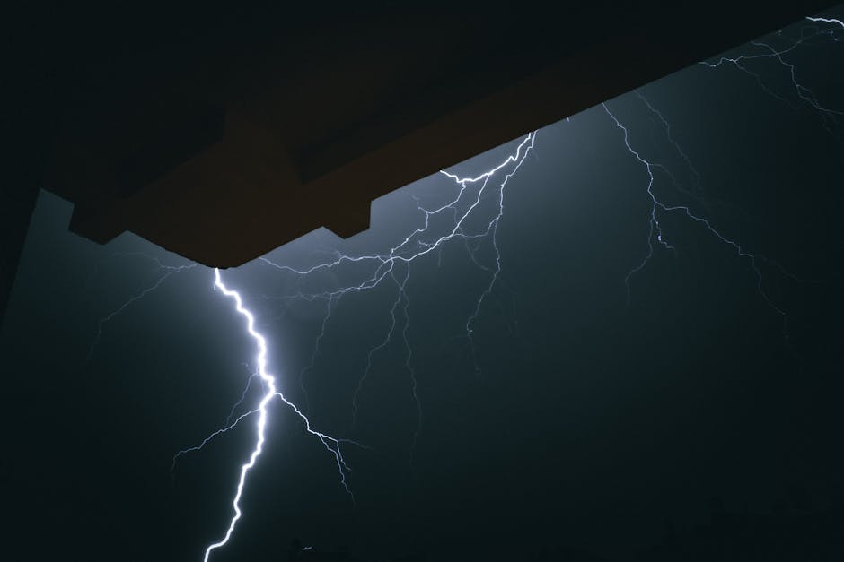 Dallas weather: Severe storms bring large hail, damaging wind threats; Rainy Easter weekend ahead