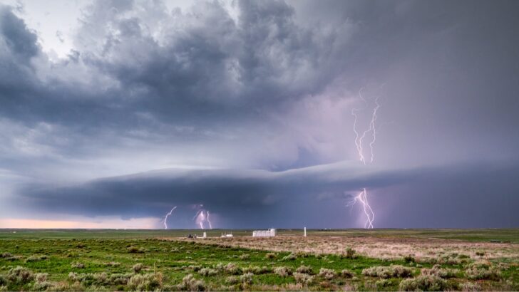 Texas Braces for 40-Degree Temperature Plunge as Severe Storms and Arctic Air Advances