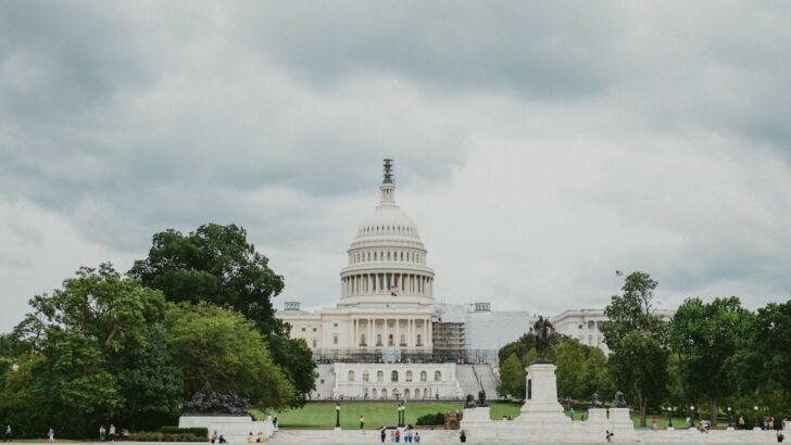 Washington D.C. Starts the Week With Cloudy Skies as Rapid Warm-Up Begins
