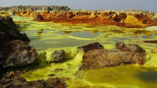10 Geological Phenomena So Rare Most People Never Witness Them