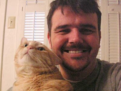 14 Signs a Shelter Cat Has Chosen You as the Human Worth Waiting For